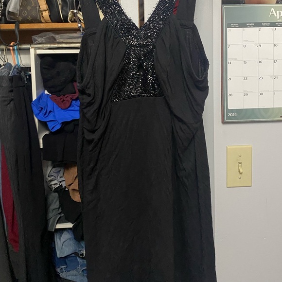 Top - Picture 2 of 4